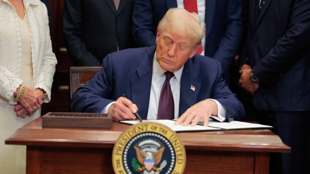 Trump Pushes For Private Equity In 401(k)s, Opening The Door To Riskier Retirement Bets